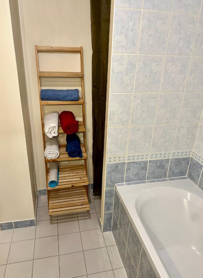 La C@Sa: Appartement Lumineux De 4Pieces / 3Ch/ Balcon/ Parking Bagnolet Buitenkant foto