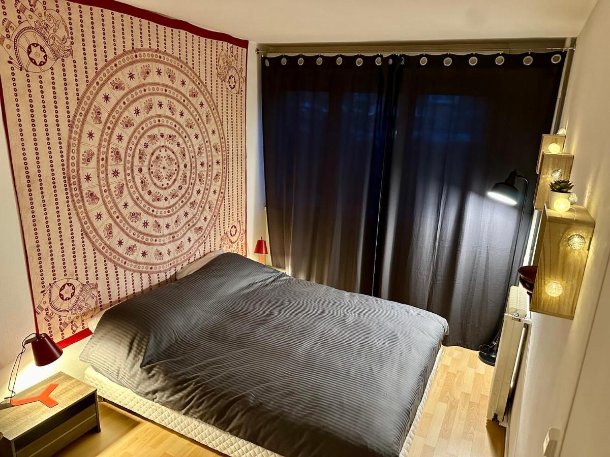 La C@Sa: Appartement Lumineux De 4Pieces / 3Ch/ Balcon/ Parking Bagnolet Buitenkant foto