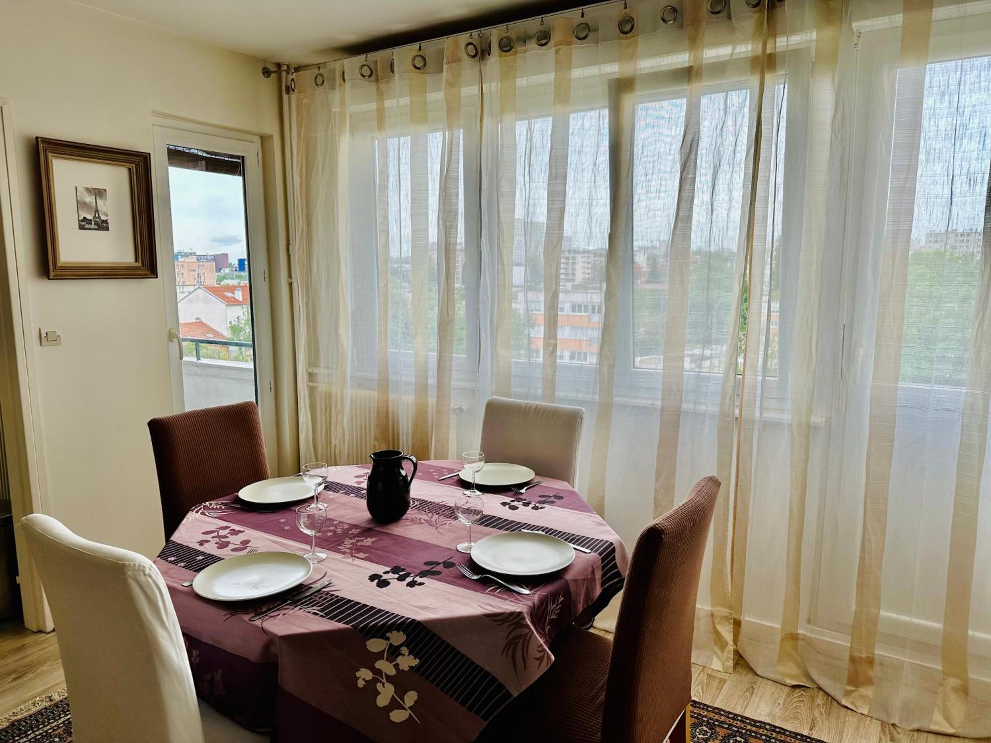 La C@Sa: Appartement Lumineux De 4Pieces / 3Ch/ Balcon/ Parking Bagnolet Buitenkant foto