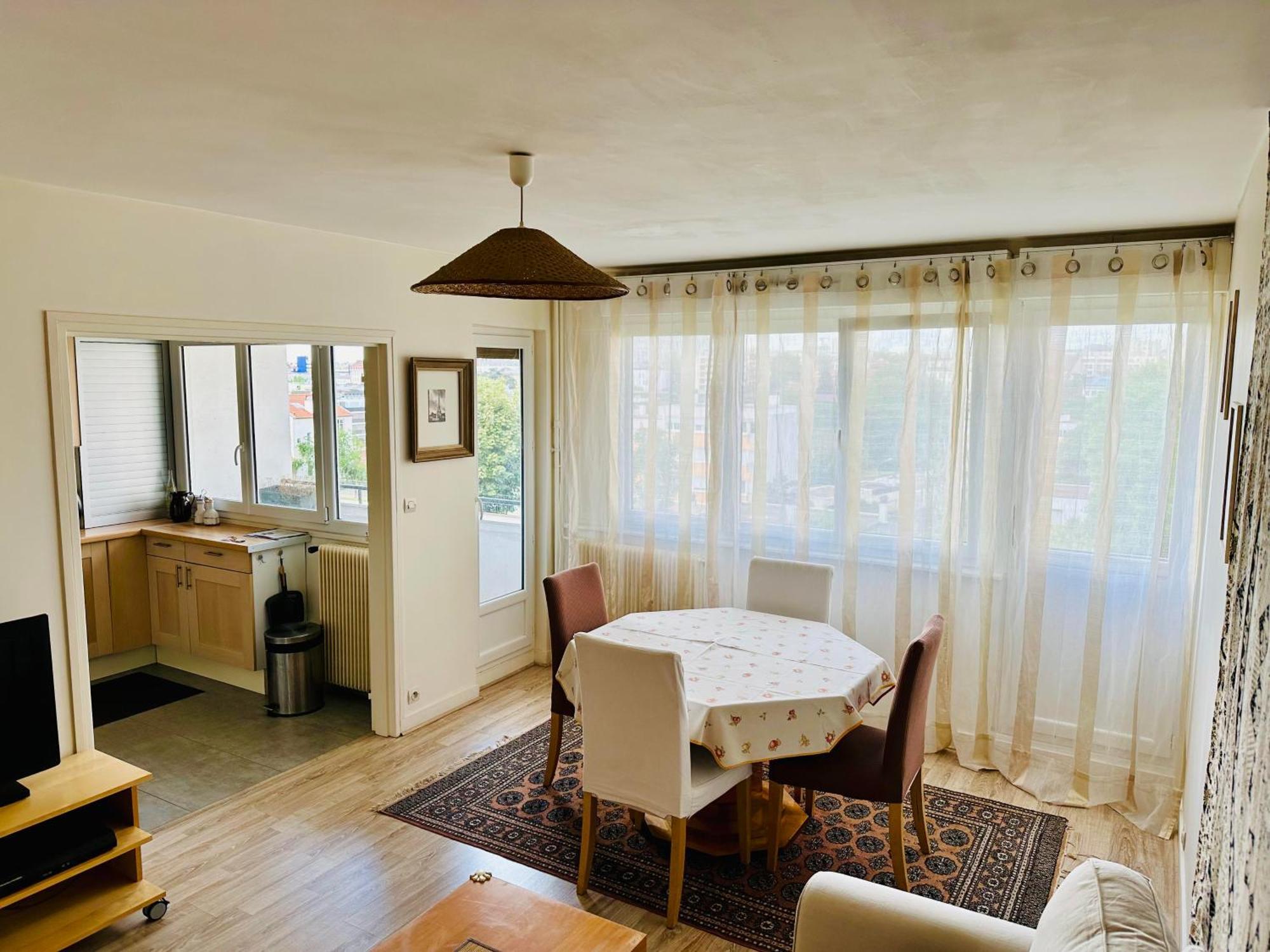 La C@Sa: Appartement Lumineux De 4Pieces / 3Ch/ Balcon/ Parking Bagnolet Buitenkant foto